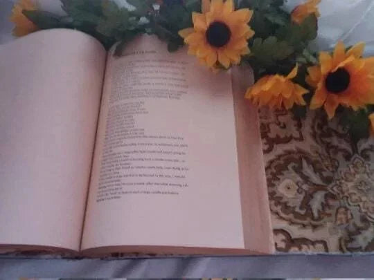 DELUXE Charmed BOOK OF SHADOWS